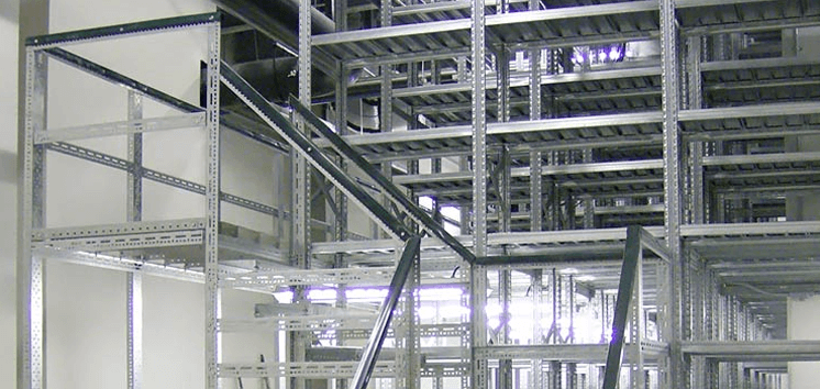 Estanterías - Sistema de Almacenamiento para Carga Mediana y Ligera